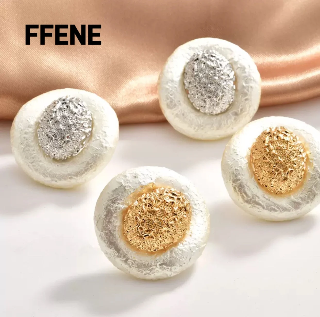 

[Elegant Special] Design sense particle texture pearl round ring earrings elegant high-end feeling temperament fashionable earri