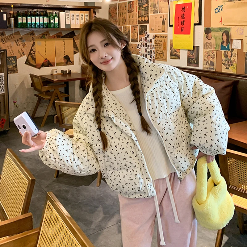 Short Small Floral Down Cotton Coat Women's 2026 Winter New Warm Parkas Loose Cotton Jacket Lady Windproof Thick Bread Outwear