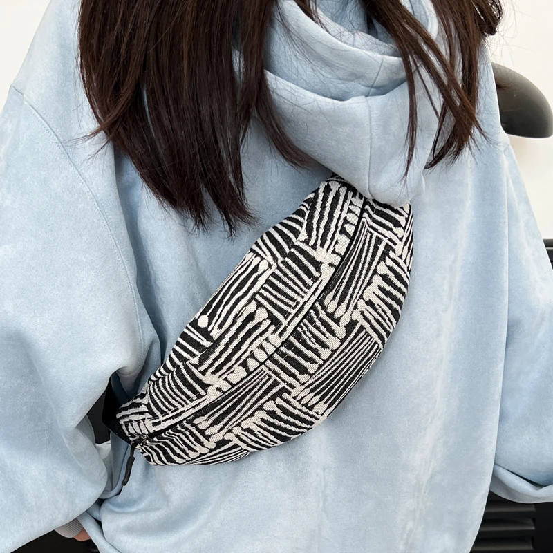 Geometryczna płócienna torba na talię Trend uliczny Fanny Pack Woman Chest Pack 2024 Torba na pas do ćwiczeń Modne damskie torby na ramię Crossbody — zdjęcie 4
