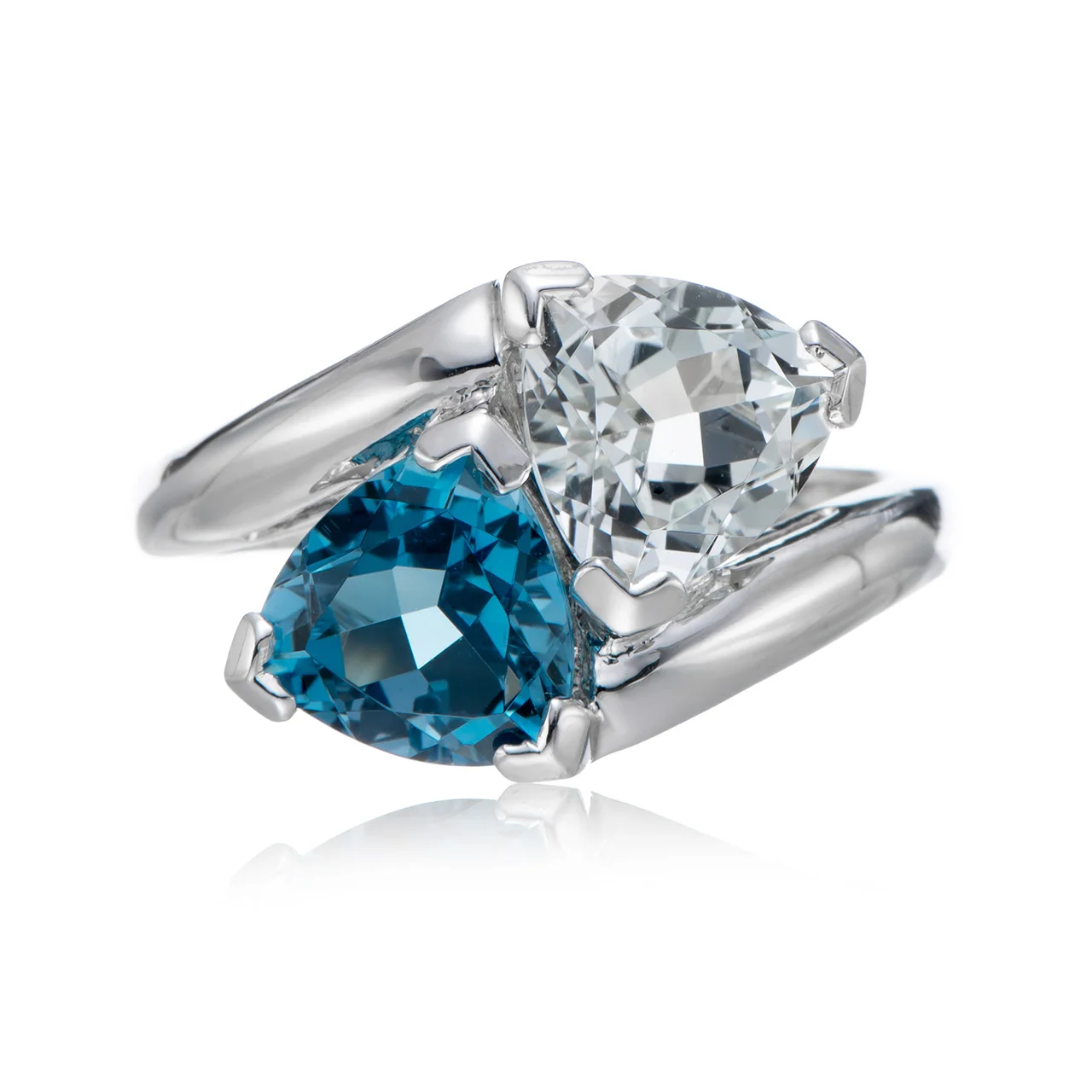 

GESIDE London Blue Topaz,Sky Blue Topaz Rhodium Over Sterling Silver Ring