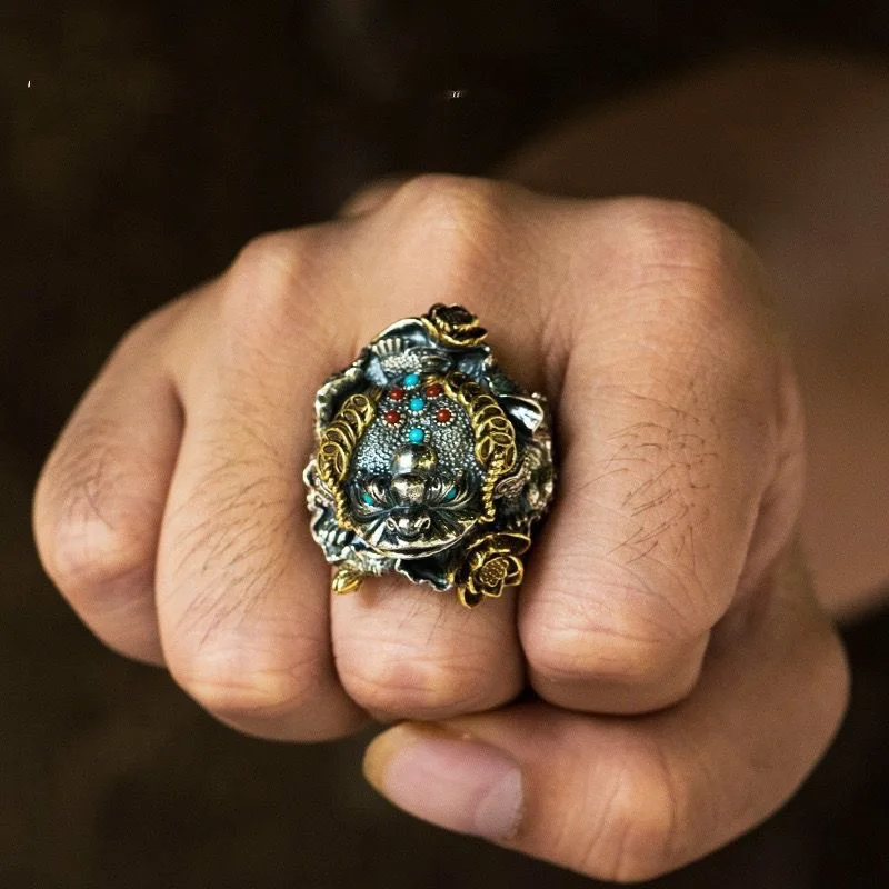 Vintage Relief Coin Spittor Ring For Men Jewelry Open Size Lucky Wealth Beast Design Male Index Finger Ring Accessories
