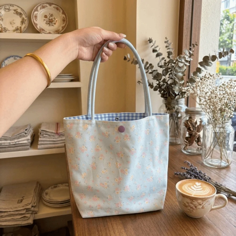 Two-Sided Bucket Tote Bag Printed Reversible Design Top Handle Bag Nylon Material Large Capacity Travel Shopping Bag