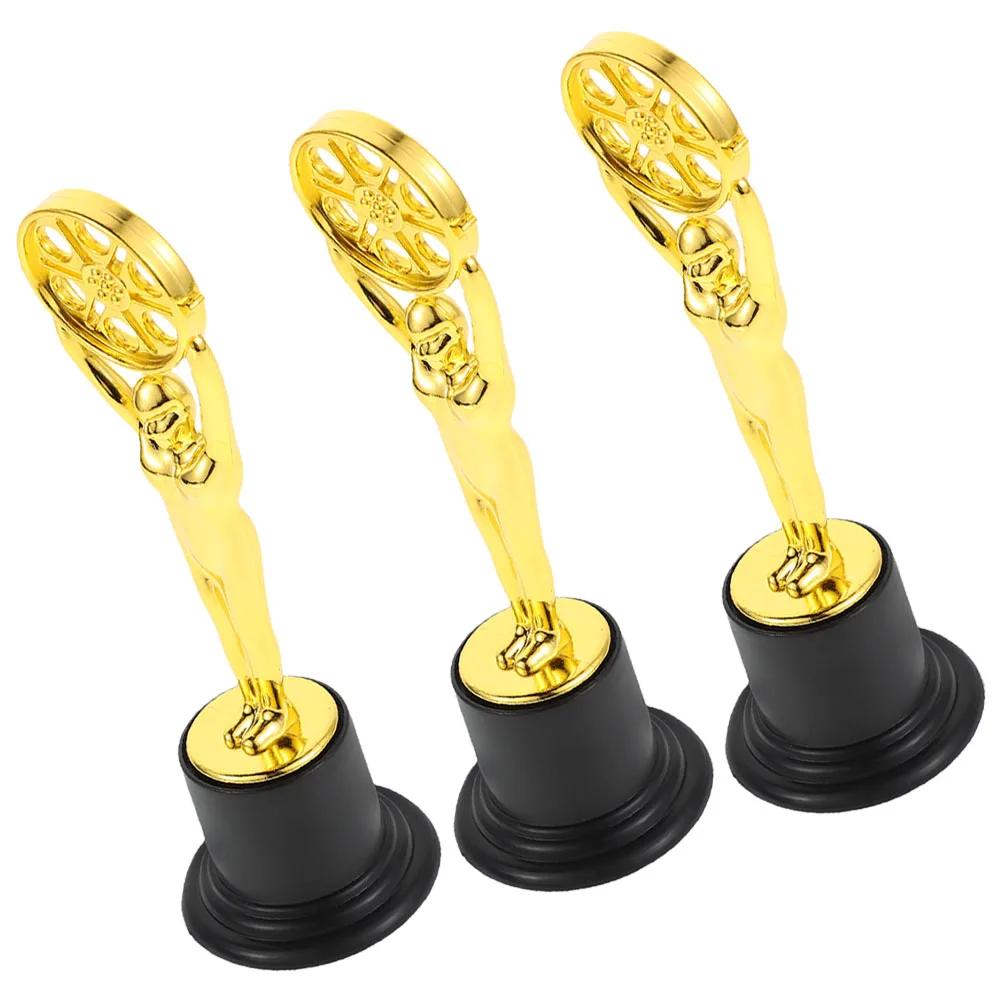

3pcs Trophy Award Mini Plastic Trophies For Competition Party Favors Employee Motivation Classroom Decorations Student