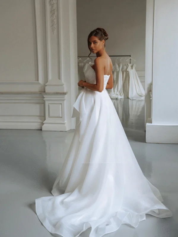 Abiti da sposa unici in organza increspata con linea A realizzati su misura 2026 Rode De Morrie
