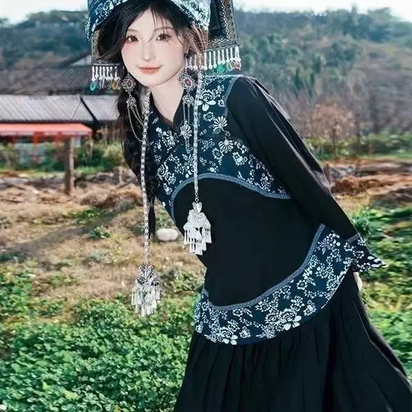 

Pastoral Women's Hmong Costume Traditional Chinese Ethnic Minority Buyi Clothing Carnival Event Stage Performance Suits National