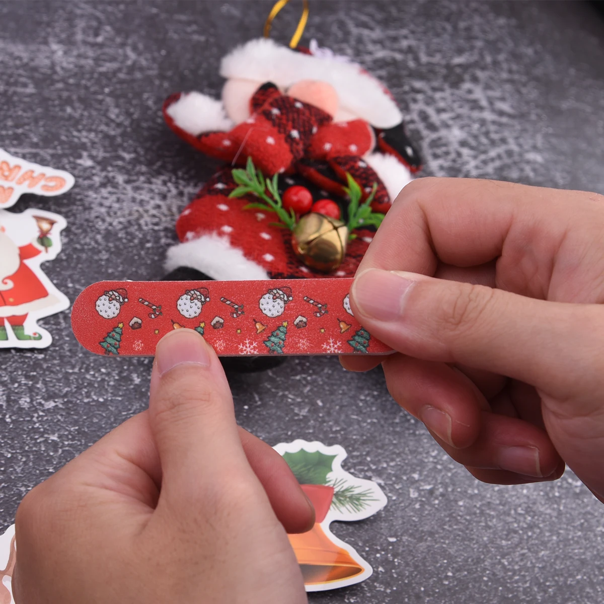 5/10/20/50/100 szt. Świąteczne Mini Pilniki do Paznokci Prezenty Hurtowe Świąteczne Mini Pilniki Emery Dwustronne Pilniki do Paznokci na Imprezę Świąteczną
