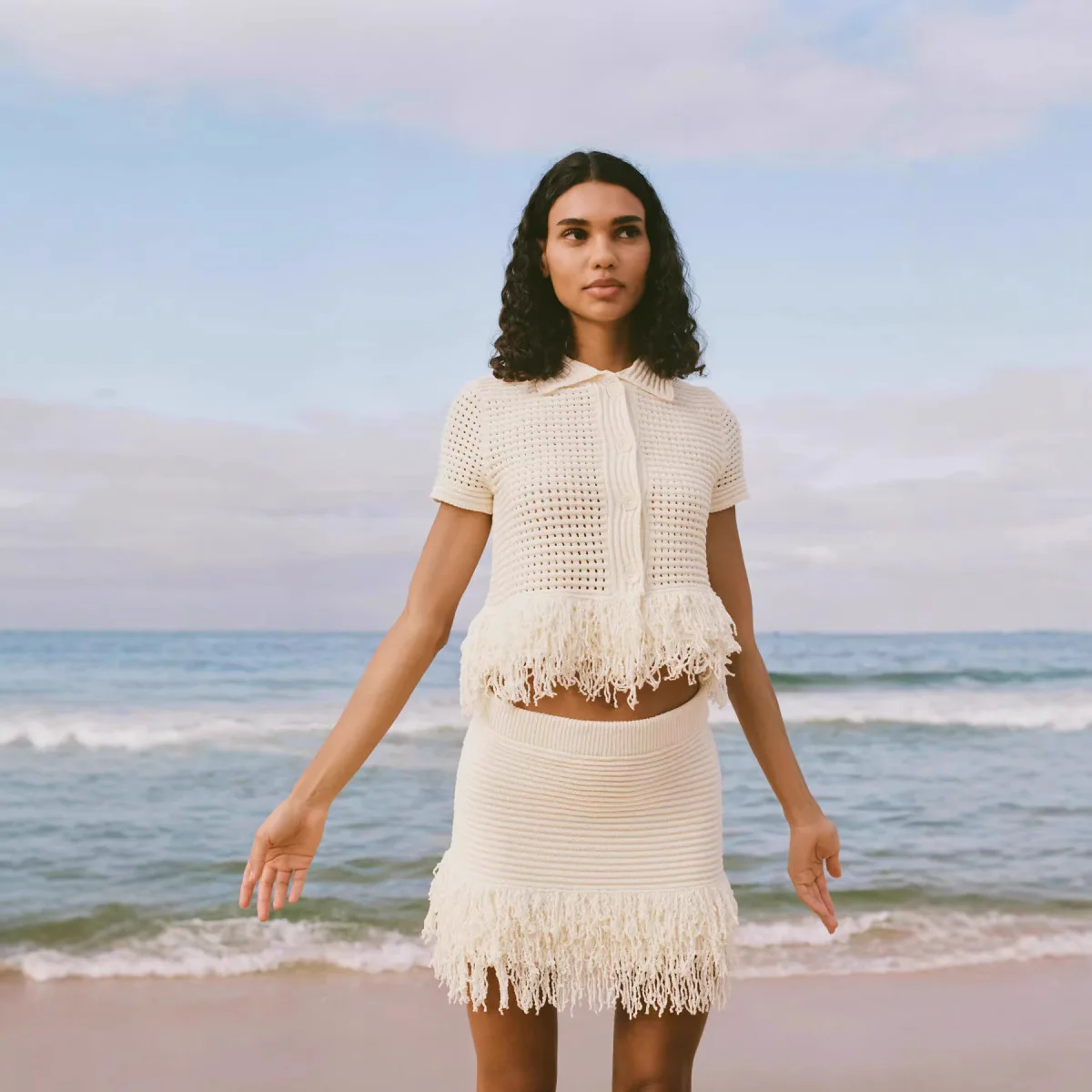 

Cross-Border Knitted Set with Tassel Design Hollow out Plaid Pattern for Women Faionable Autumn Collection Long Sve