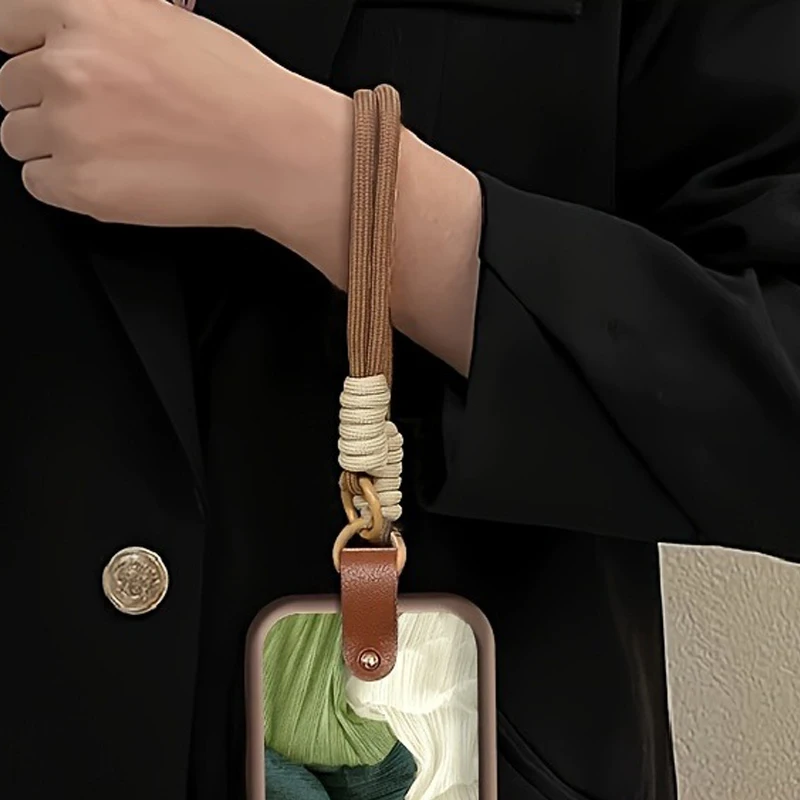 Ölgemälde-Design Handyhülle mit Lanyard-Riemen für iPhone 14 15 16 17 ProMax 15 14 Pro Plus Stoßfeste Matte Silikonhülle – Detail 6