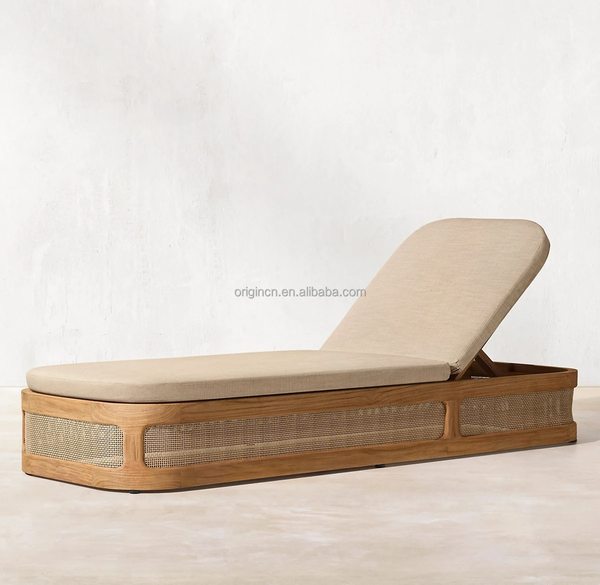 Modern Patio Poolside Restful Backrest Furniture Reticulated Foam Cushion Teak Chaise Lounge