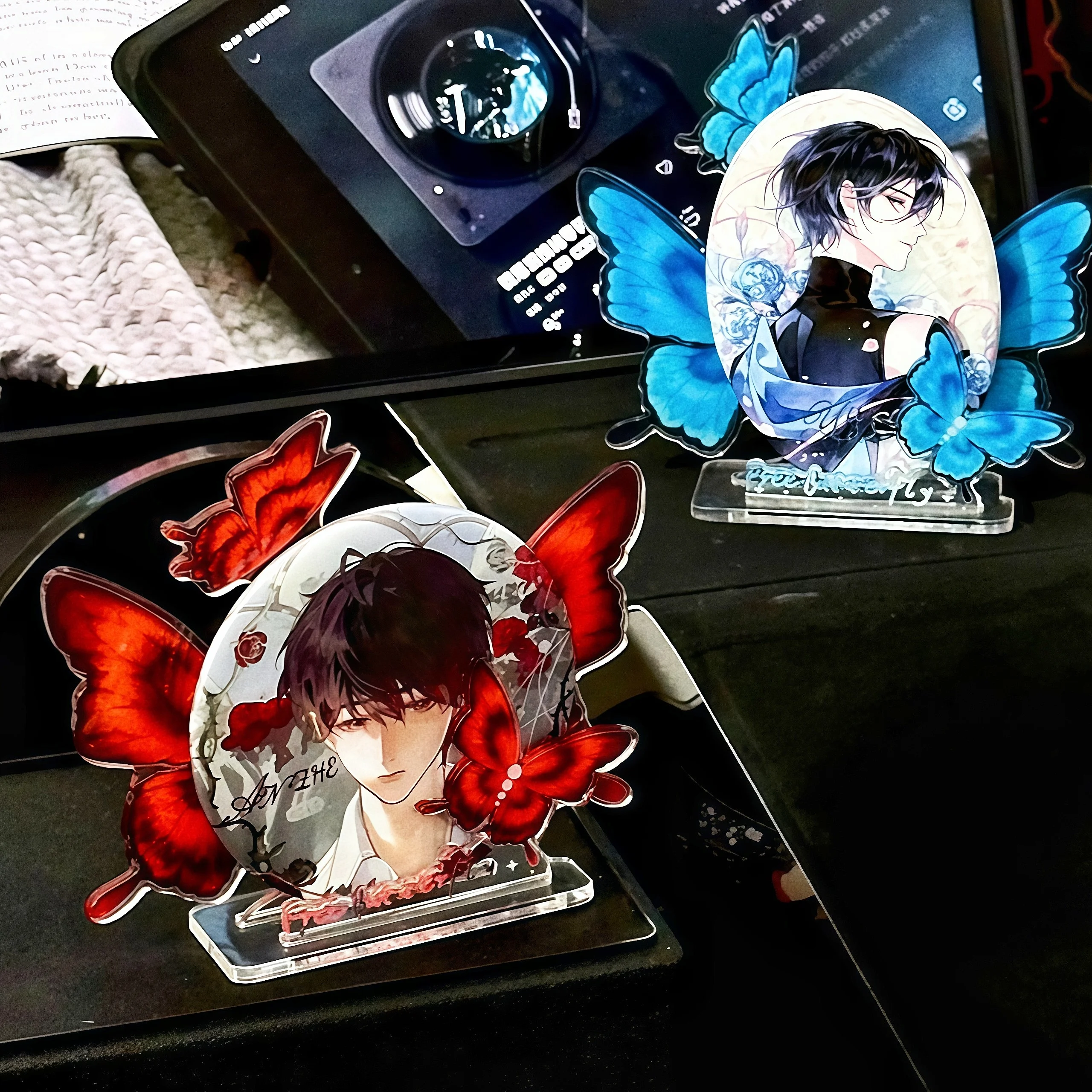 Colorful Butterfly Acrylic Badge Display Stand, Romantic Aesthetics Pin Holder, for Anime Kpop Merch Shooting Table Ornament