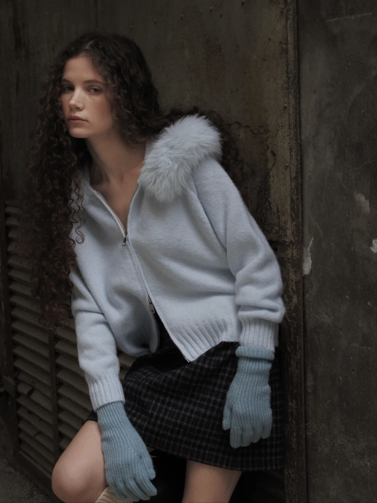 

Женский зимний утепленный кардиган Cariedo с отстегивающимся меховым воротником, вязаный, с капюшоном, экологичный, в различных цветах