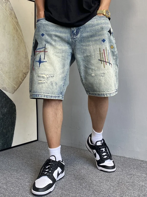 

Summer American Casual Retro Embroidered Ripped Denim Shorts Men Straight Loose High Street Five-Quarter Trendy Cotton Polyester