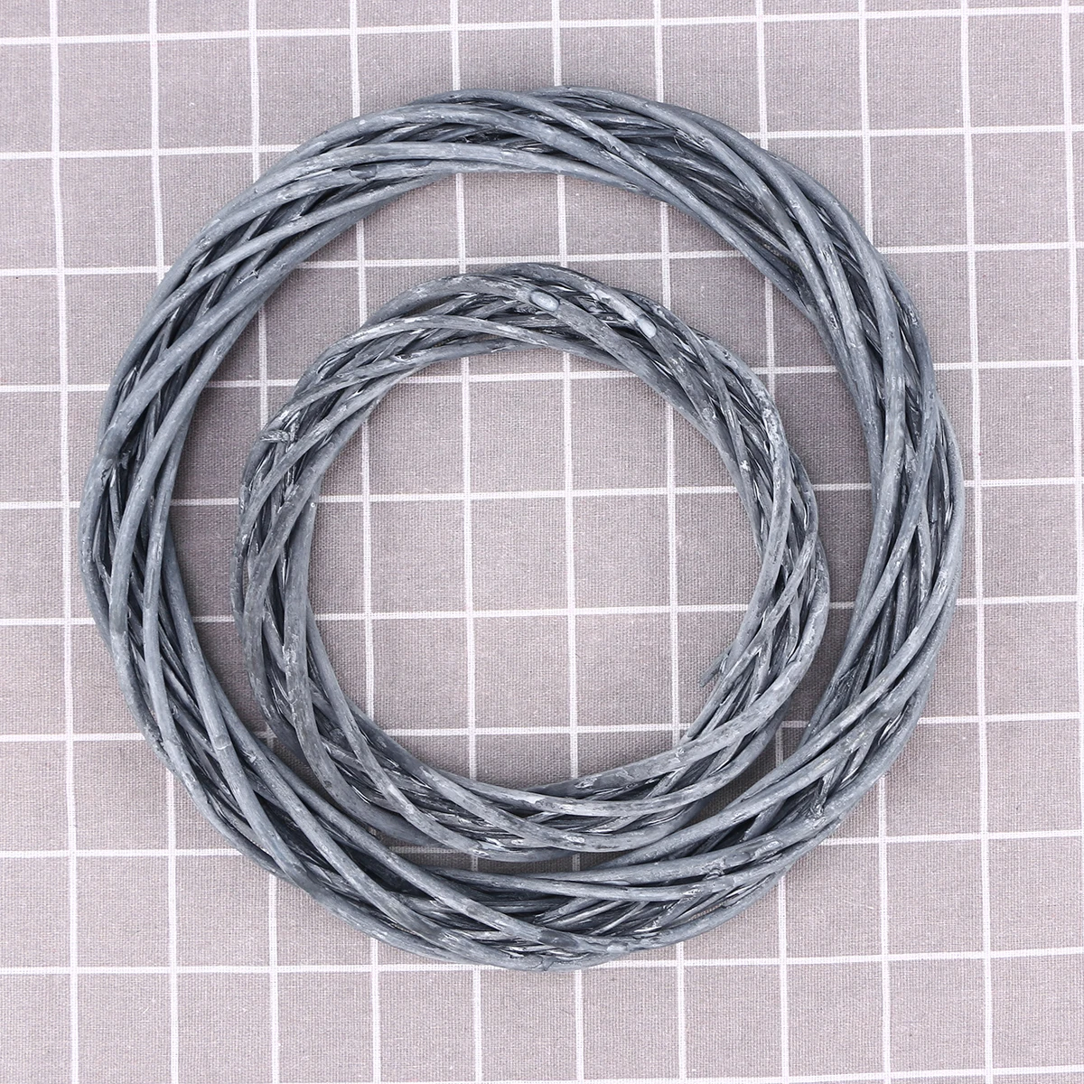 

Grapevine Wreath Vine Branch Dia 20cm Black Decorative Wooden Twig Rustic Craft Frame for Door Wall Photo Frame Decor