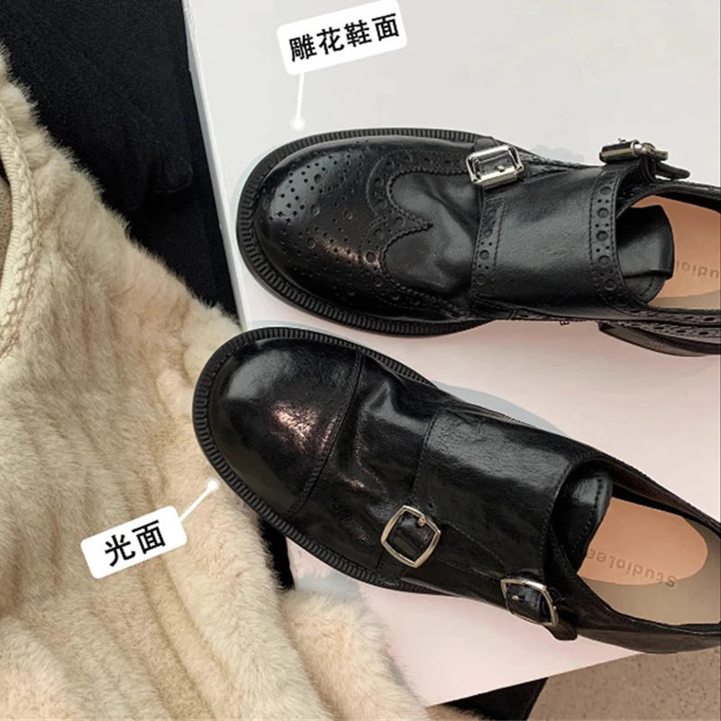 Women's British Style Carved Leather Shoes Flats Buckle Black Shoes 2024 Spring Fashion Slip On Loafers Casual Shoes