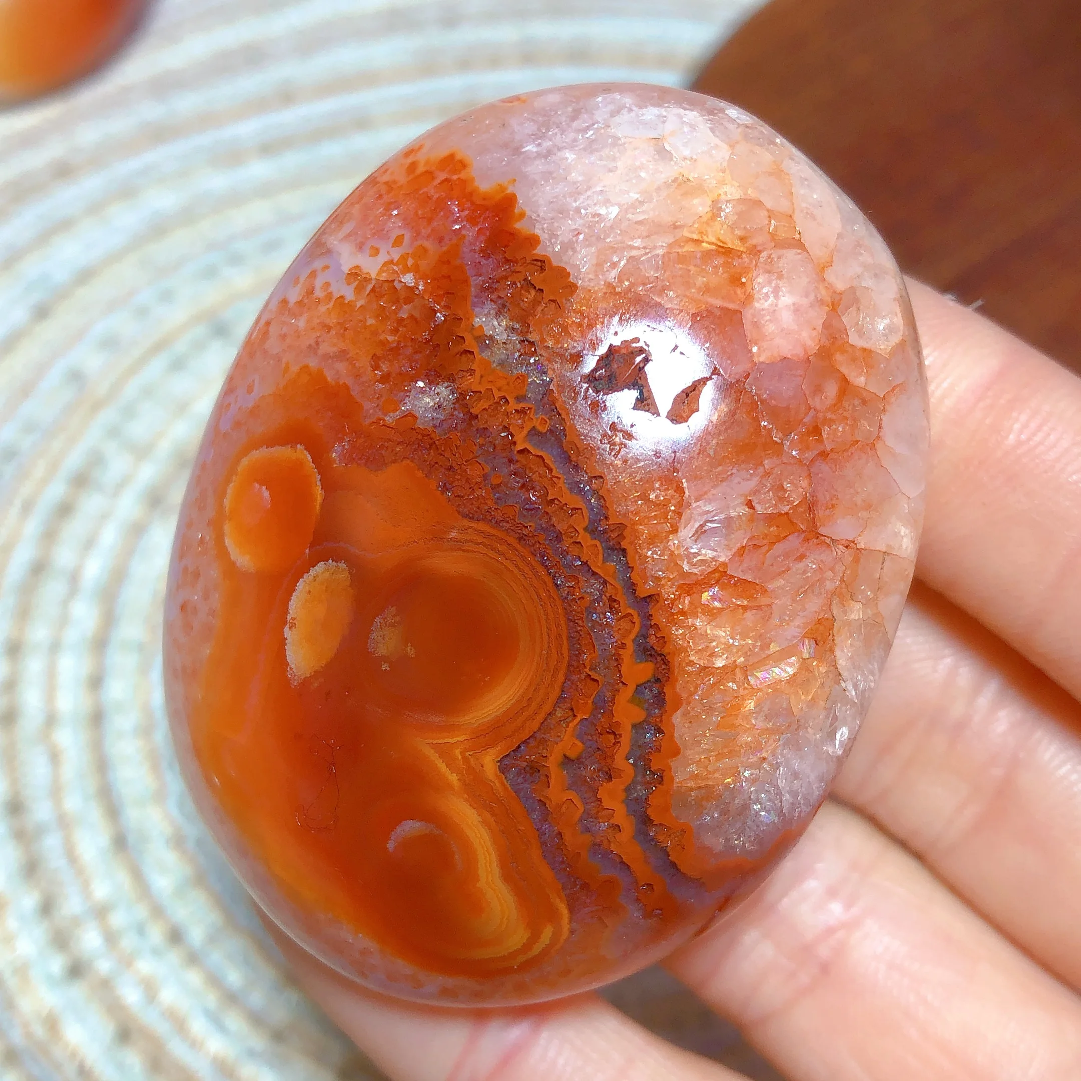 Natural Crystal Carnelian Druzy Geode Scintillating Palm High Quality Oval Point Mineral Rare Precious Stone Gift