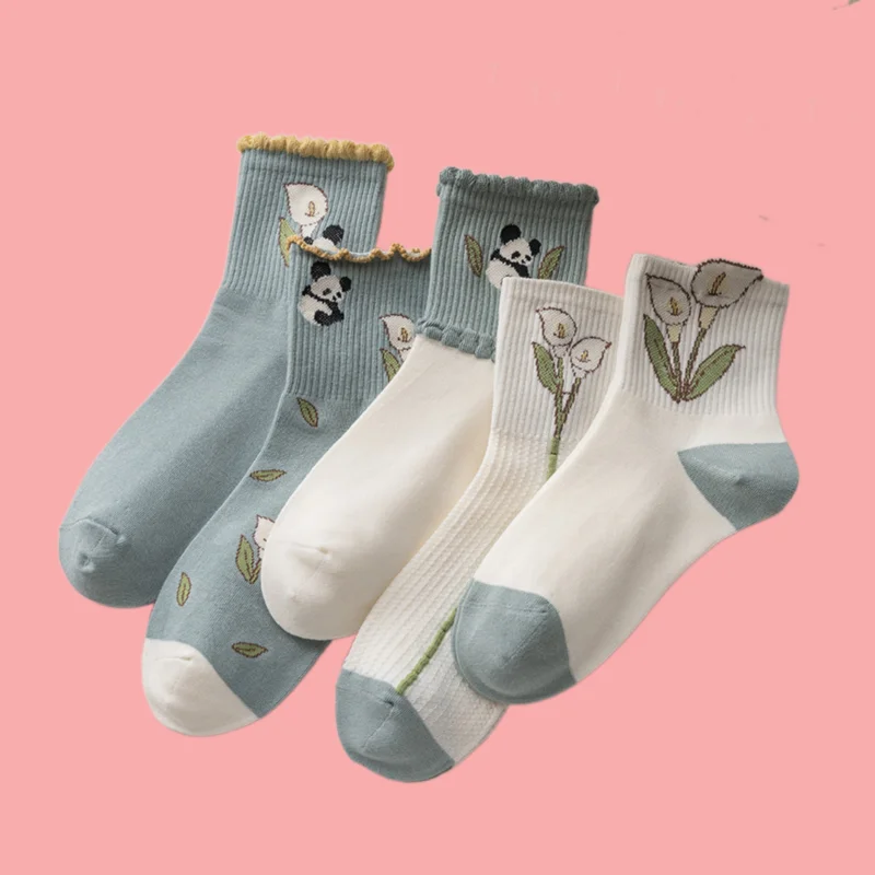 

2/4 Pairs New Comfortable Women's Mid-tube Socks Arrival Cartoon Little Flower Panda Small Fresh White Versatile Cotton Socks