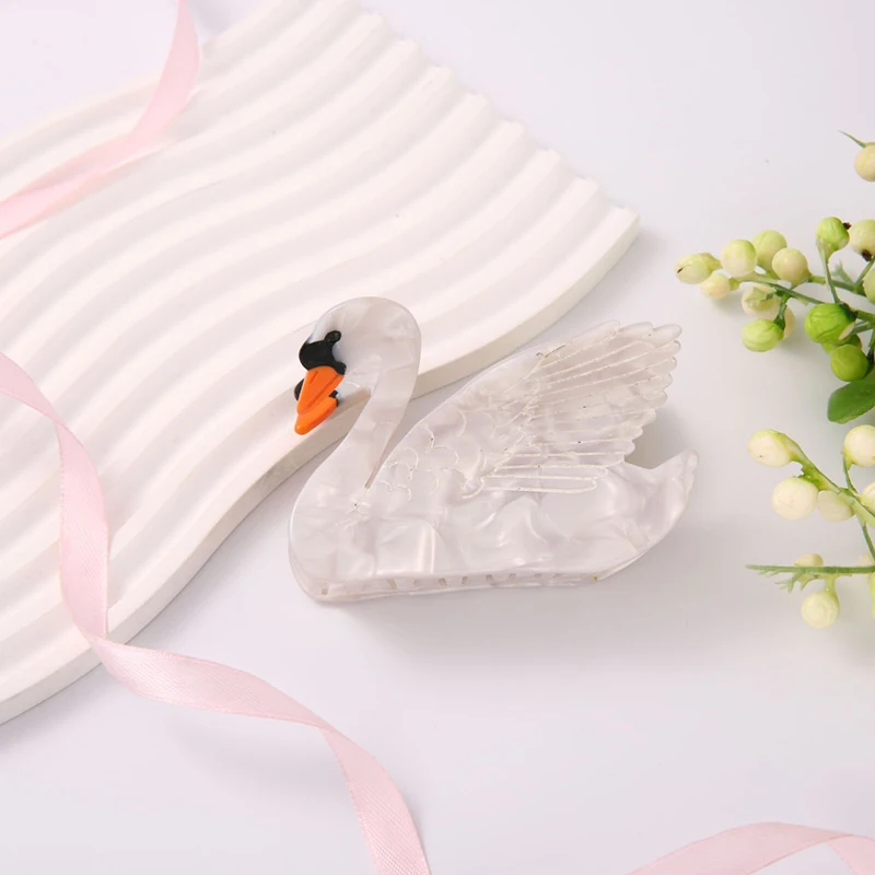 New Creative Design 8.4CM Beautiful Swan Hair Clip Claw High Quality Acetic Acid Shark Clip For Temperament Girls