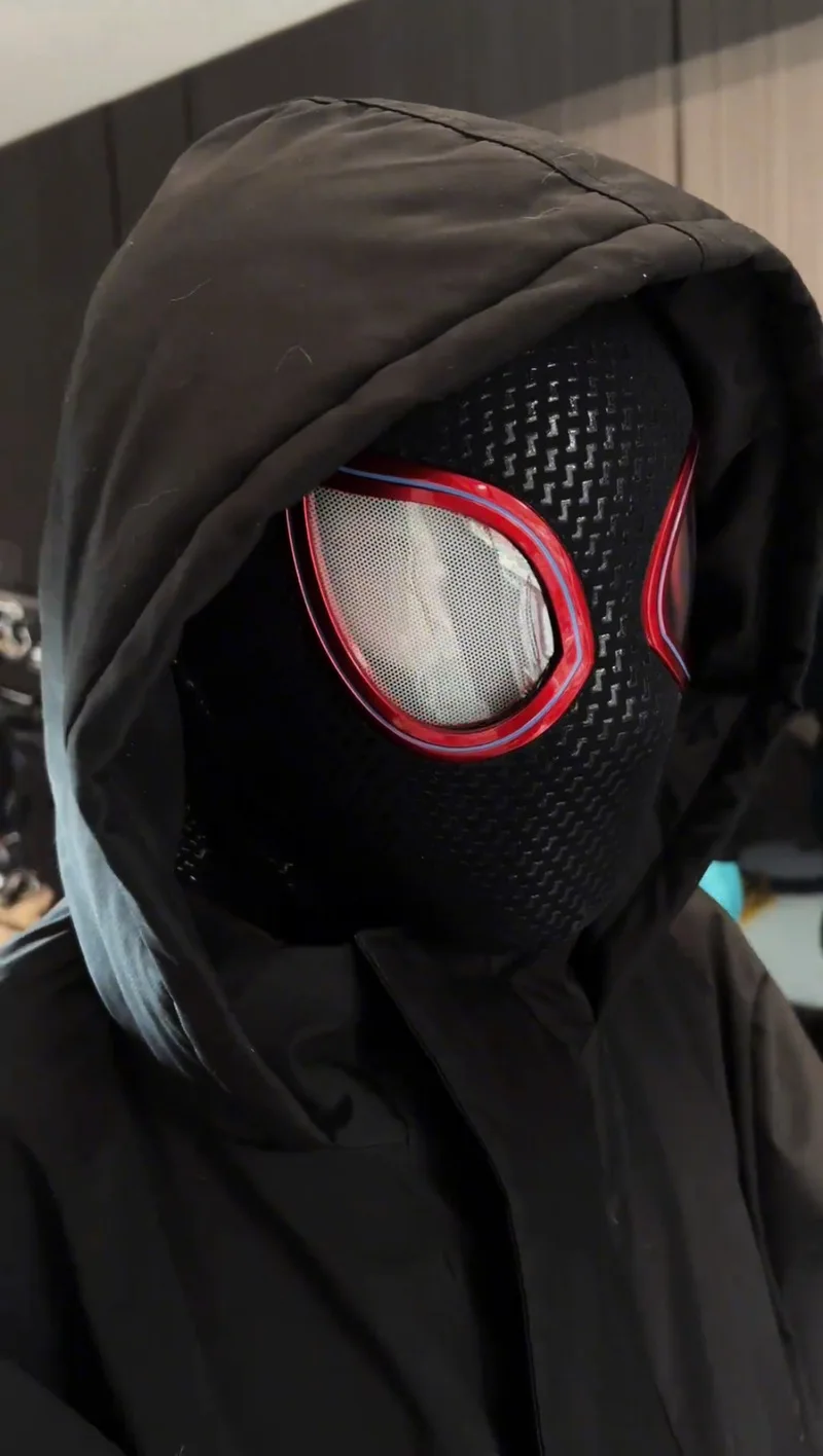 

1:1 Майлз Моралес и Тоби Магуайр Паук - Мужская Маска Шлем, Рухливые Глаза, Электрический Пульт Дистанционного Управления, Косплей Маска Костюм Игрушки Для Взрослых