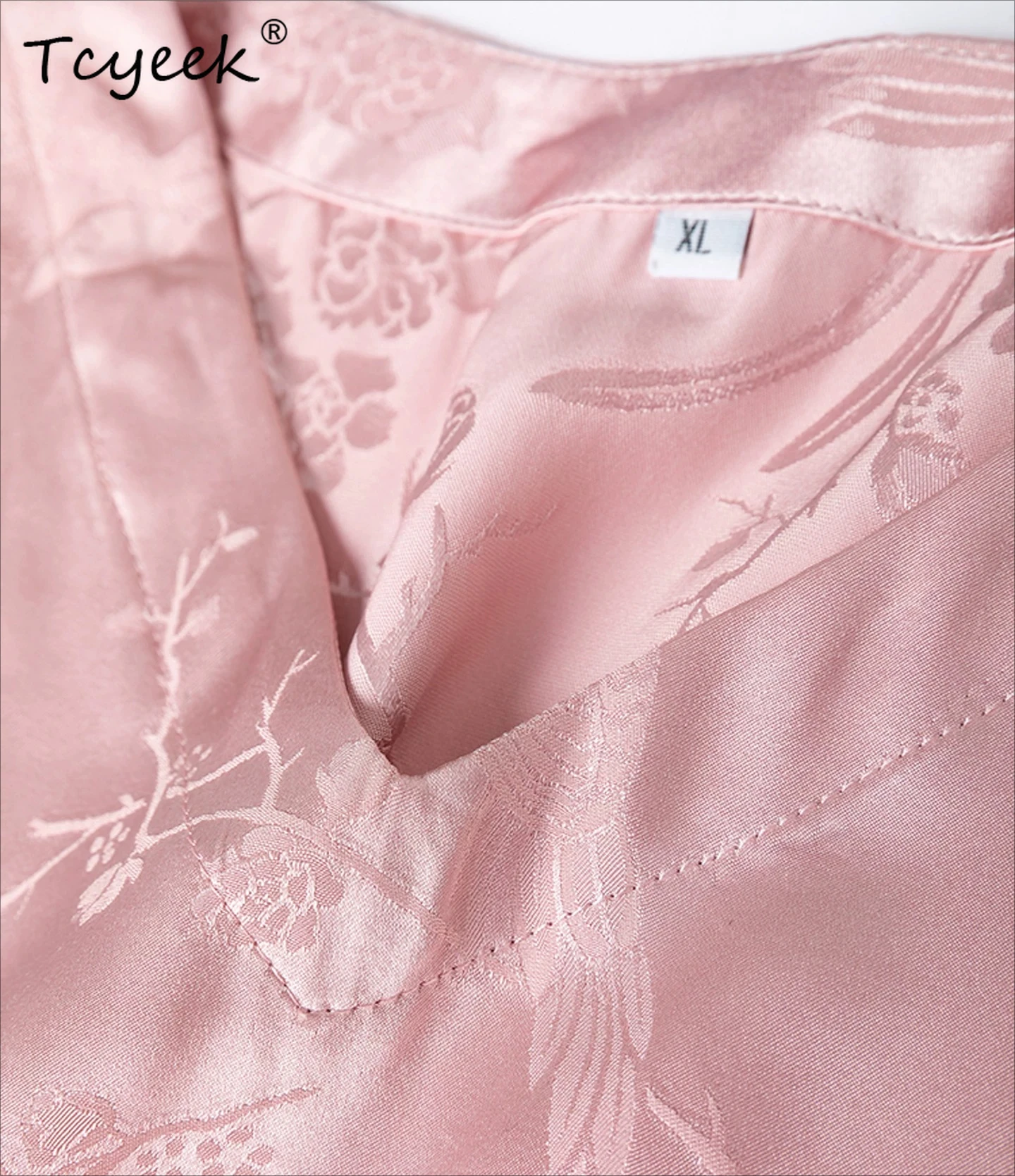 

Tcyeek 100% Mulberry Silk T-Shirt 28MM Silk Ladies Tops Summer Clothes Elegant T-shirts Women Fashion Pink V-neck Топ Женский