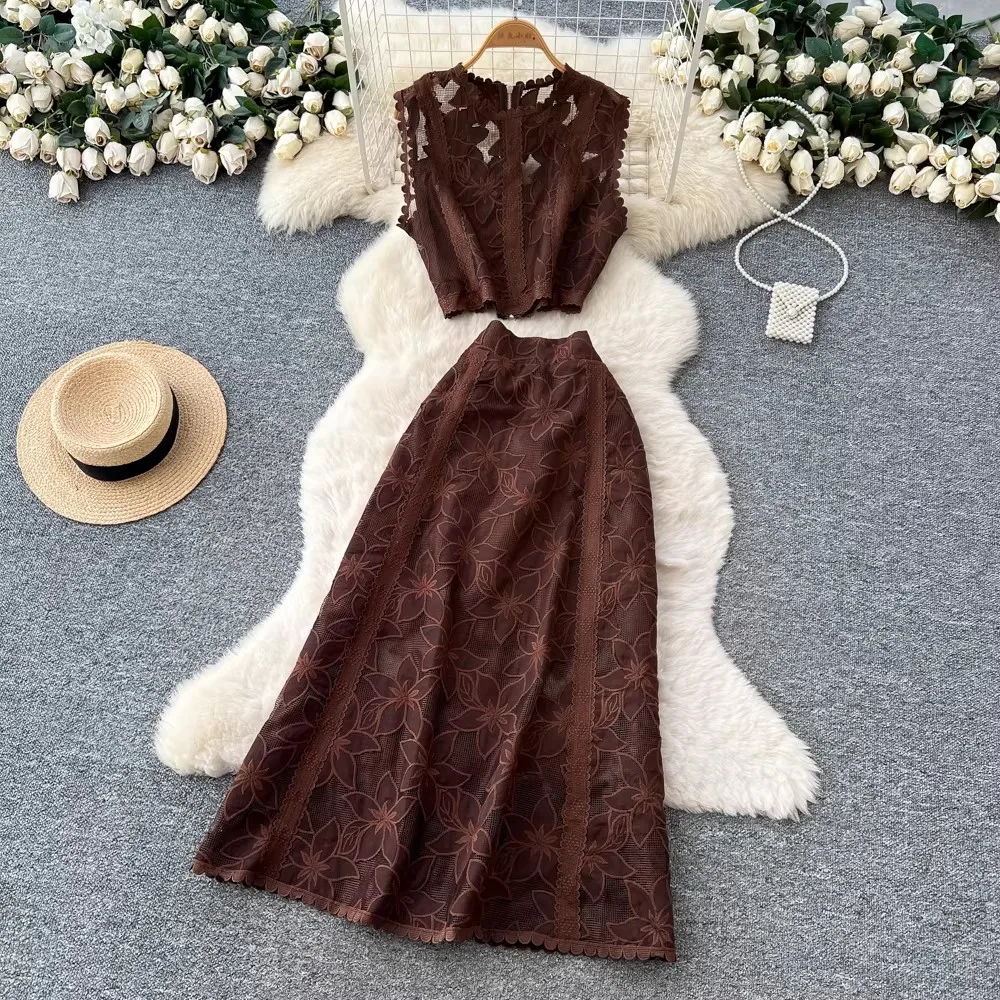 

Women's Elegant Embroidery Two Piece Set Hollow out Crochet Crop Top with A-Line Midi Skirt Sexy 2-Piece Outfit Lace Long Dress