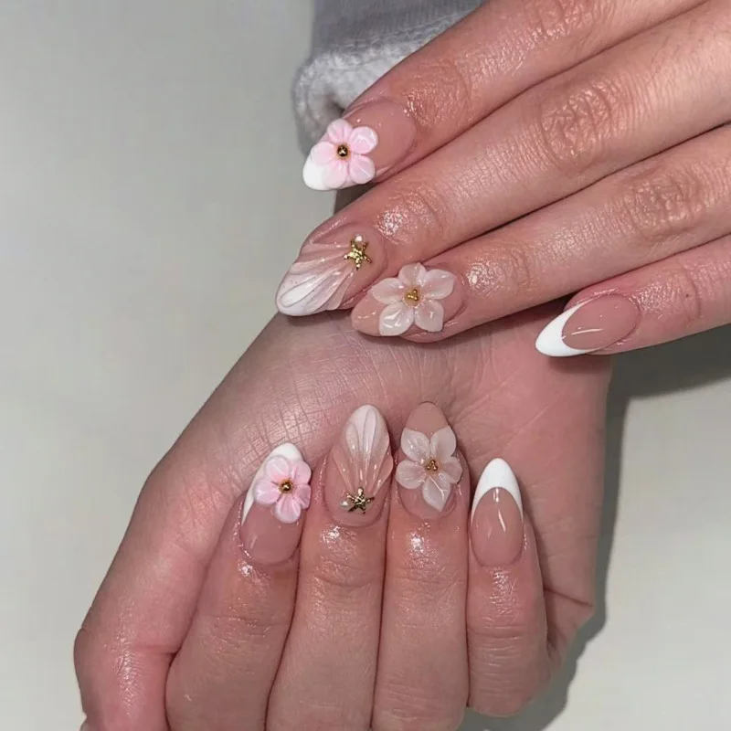 

24Pcs Short French Almond Fake Nail with 3D Flower Starfish Design Press on False Nails Art Pearl Reusable Full Cover Nails Tips