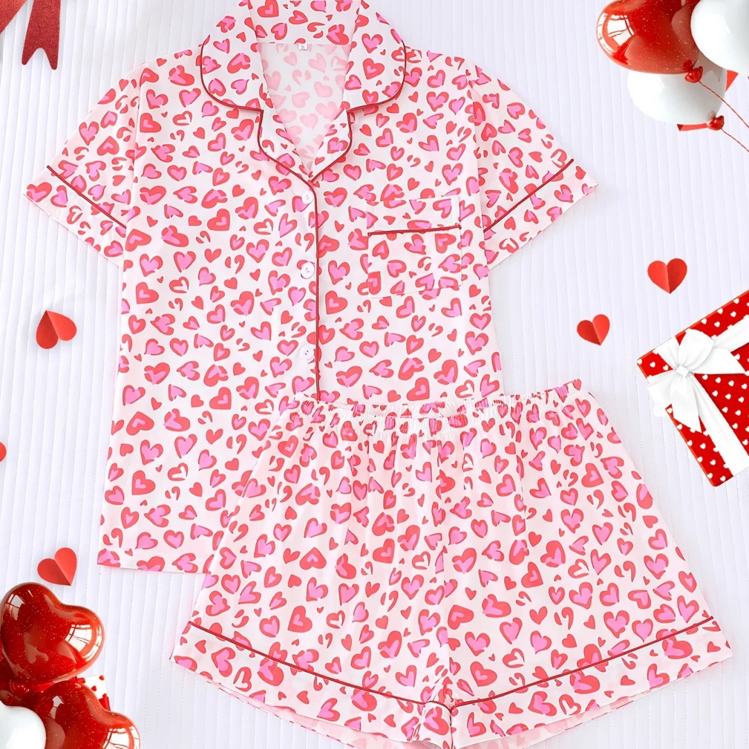 

Love Themed Pajama with Pink Heart Print Lapel Short Sleeve Shorts Loungewear Home Wear Set Valentine's Day Gifts for Women