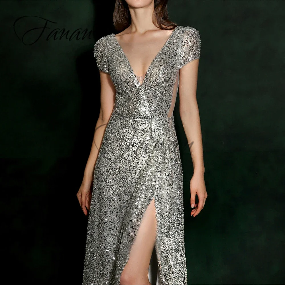 Aangepaste Glitter V-hals Voor Hoge Split Trouwjurken Ruglooze Korte Mouw Lovertjes Moderne Avond robe de soirée femme