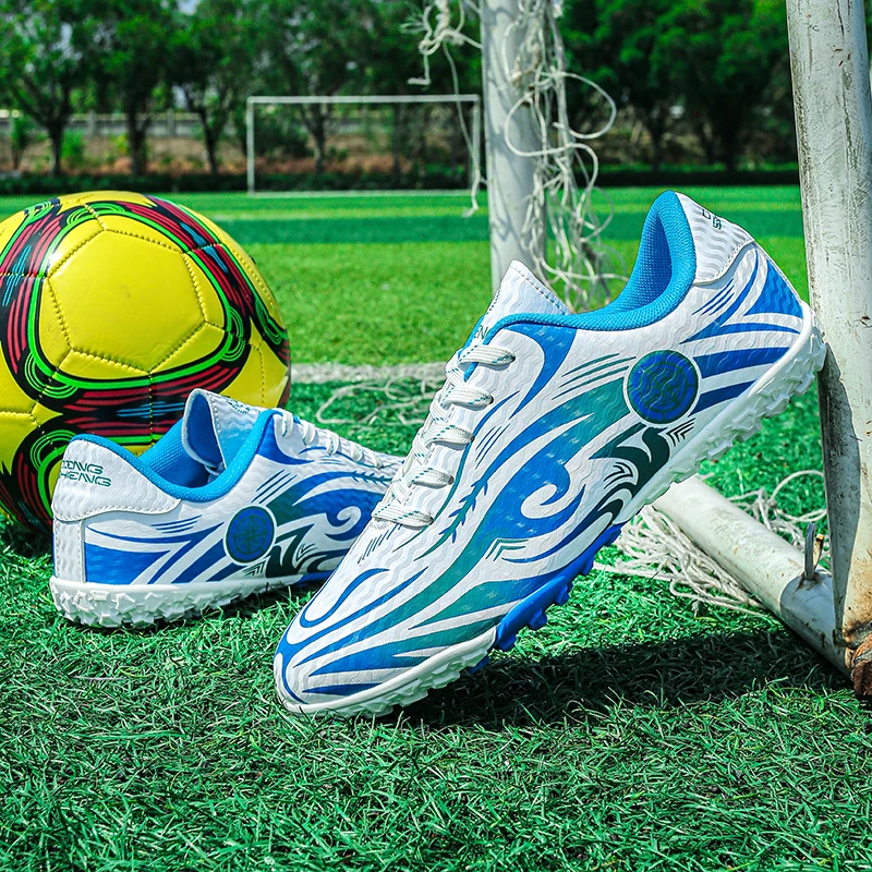 New Men Soccer Shoes Soccer Cleats Outdoor Football Boots Professional Training Futsal Match Grass Unisex Non-slip Breathable