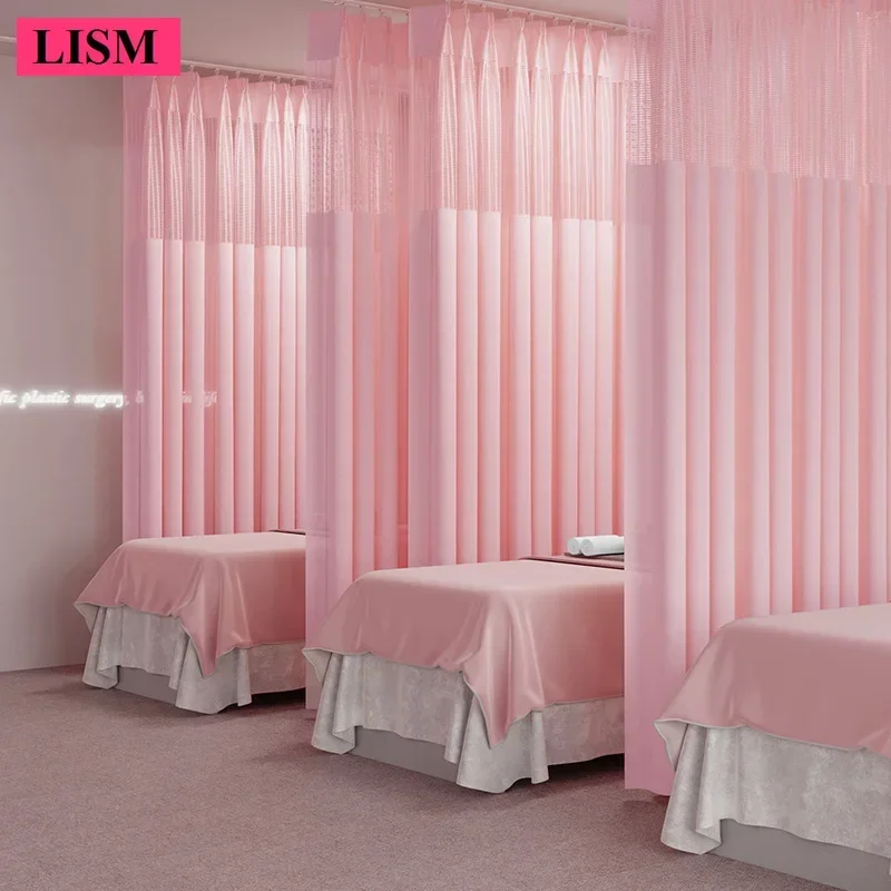 ستائر طبية جديدة للمستشفى لصالونات التجميل والمراكز الصحية مقسمة مثبطات اللهب بلون سادة ستارة قماش مخصصة على شكل حرف L