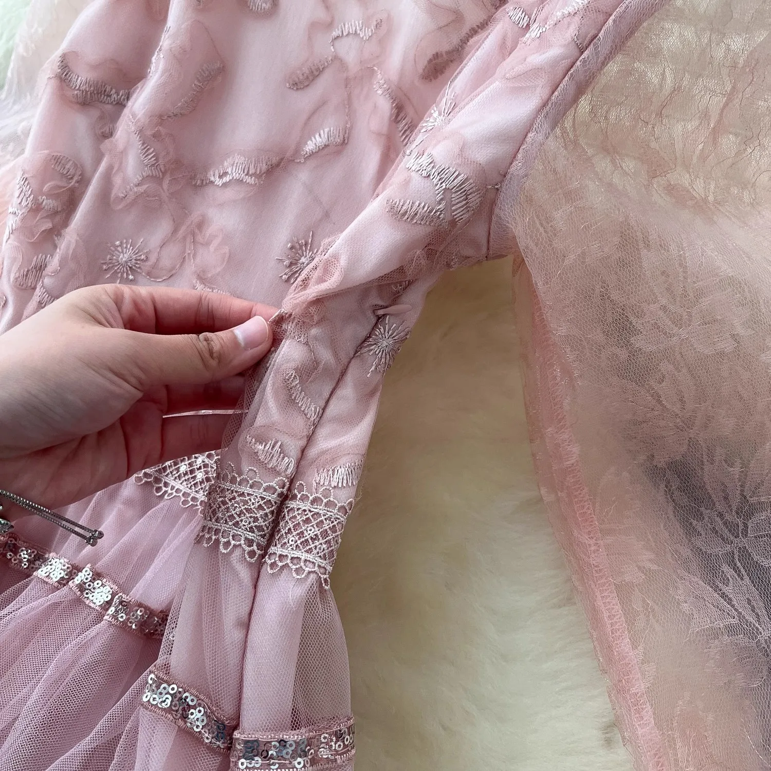 Women's Square Collar Sweet Pink Beading Embroidery Sequins Mesh Multilayer Cake Dress Casual Lady Sequined Lace A-Line Vestido