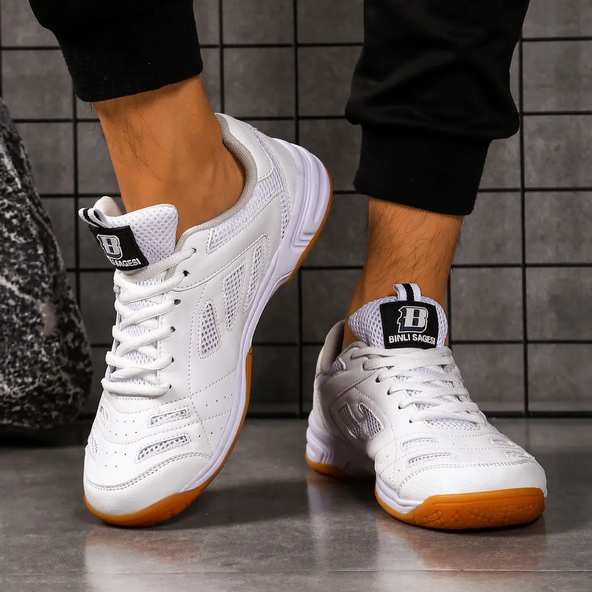 

Professional Table Tennis Shoes Premium Table Tennis Training Shoes Comfortable and Breathable Badminton Fitness Shoes