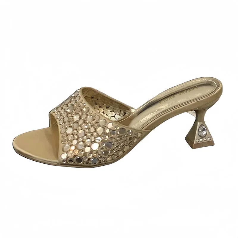 

Женские летние сандалии-шлепанцы на низком каблуке с золотыми стразами, черные, 2026