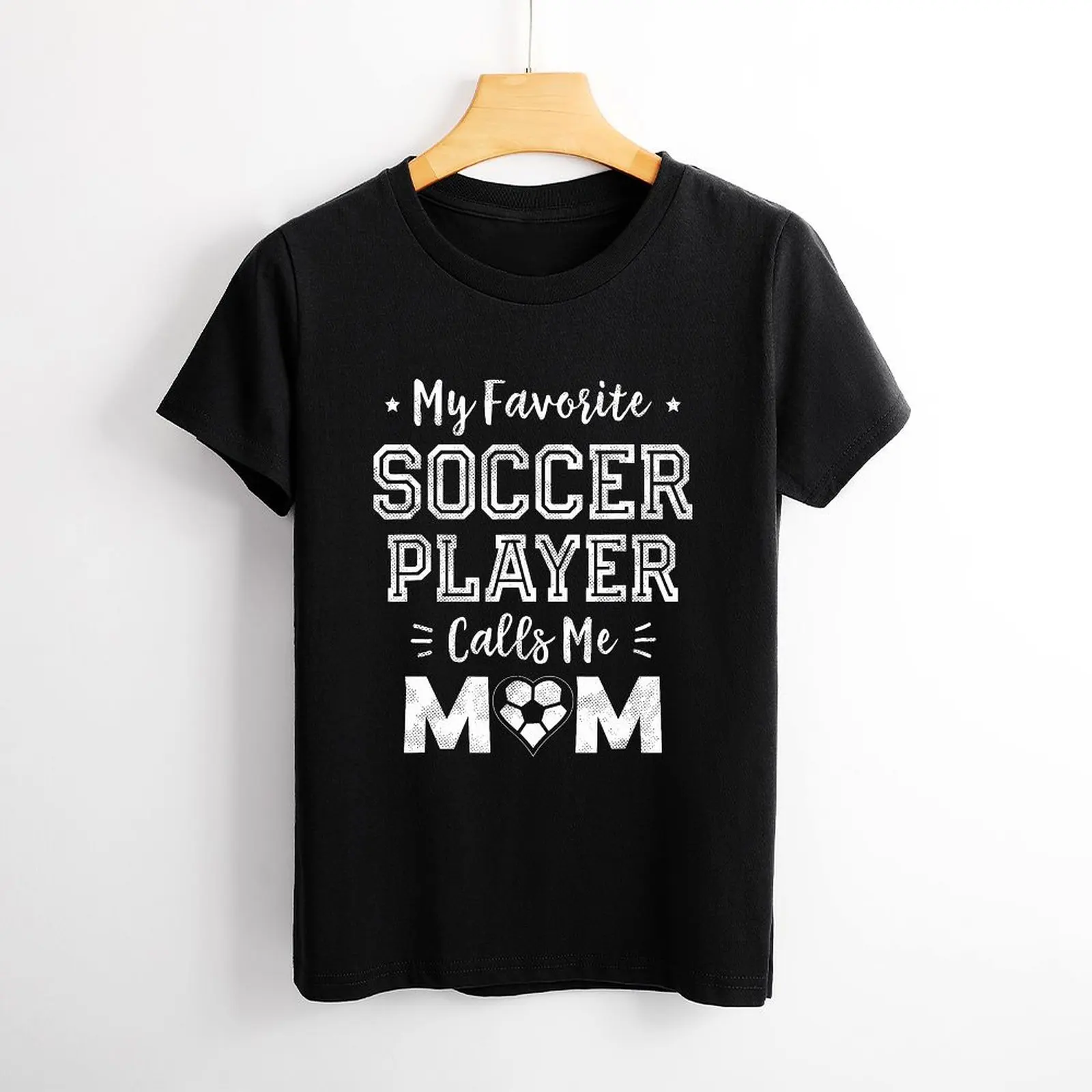 My Favorite Soccer Player Calls Me Mom T Shirt Women Graphic Shirts Casual Short Sleeved Tee Round Neck Sporty Lover T-shirts