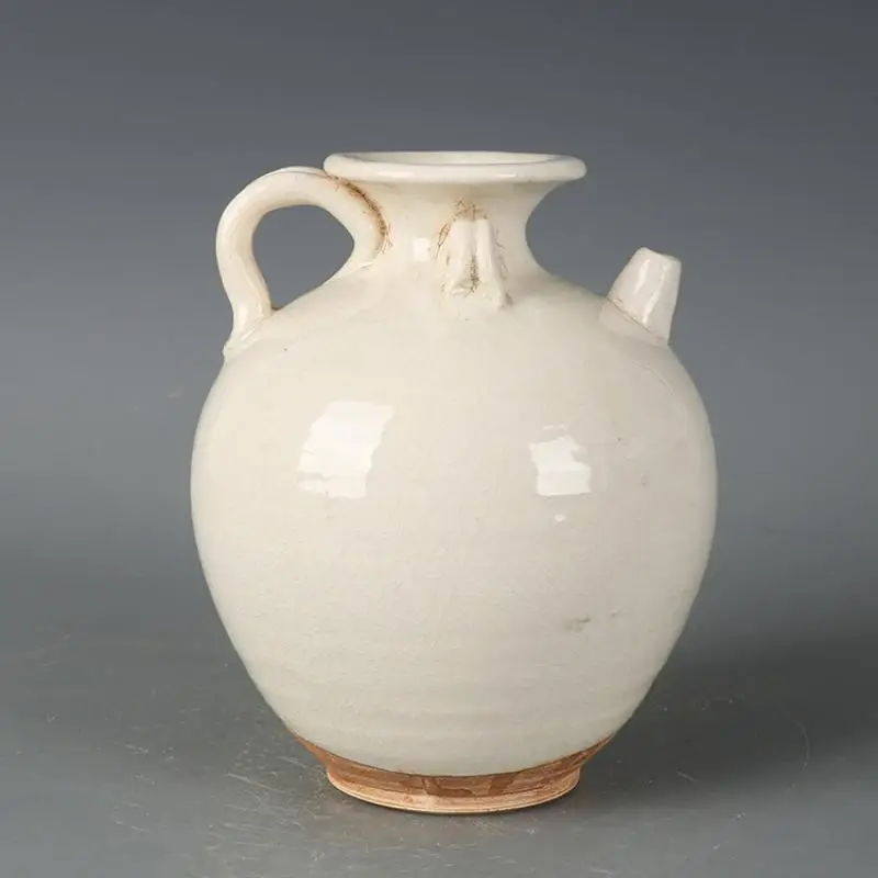 Vintage Chinese Dynasty Style White Porcelain Vase Double Handle Pot Retro Home Decor Living Room Desktop Ornament Gift