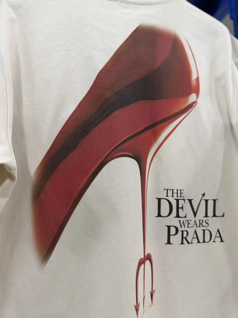 SAINT Devil Pattem Round Neck Tshirt Vintage High Heels Washed Casual Women Men Short Sleeve Tee Streetwear