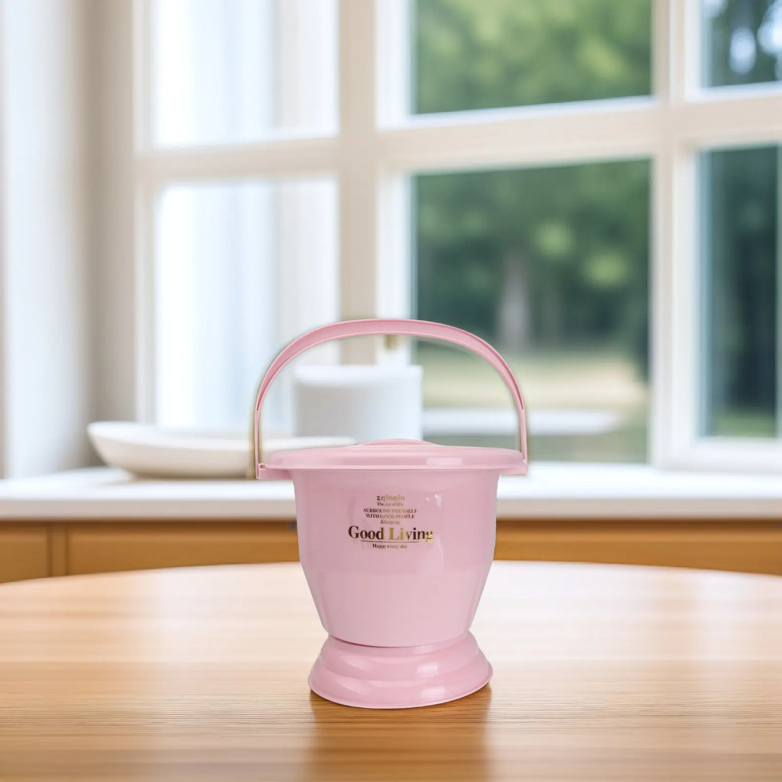 

1Pcs Thickened Plastic Bedpan Buckle Household Night Spittoon Portable Urine Pot Adult Convenient Pot Easy Cleaning