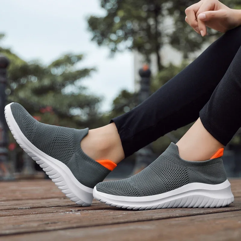 Womens Flats Shoes Autumn Tenis Feminino Breathable Mesh Sneakers Light Round Toe Flat Tennis Woman Shoes Outdoor Gym De Mujer
