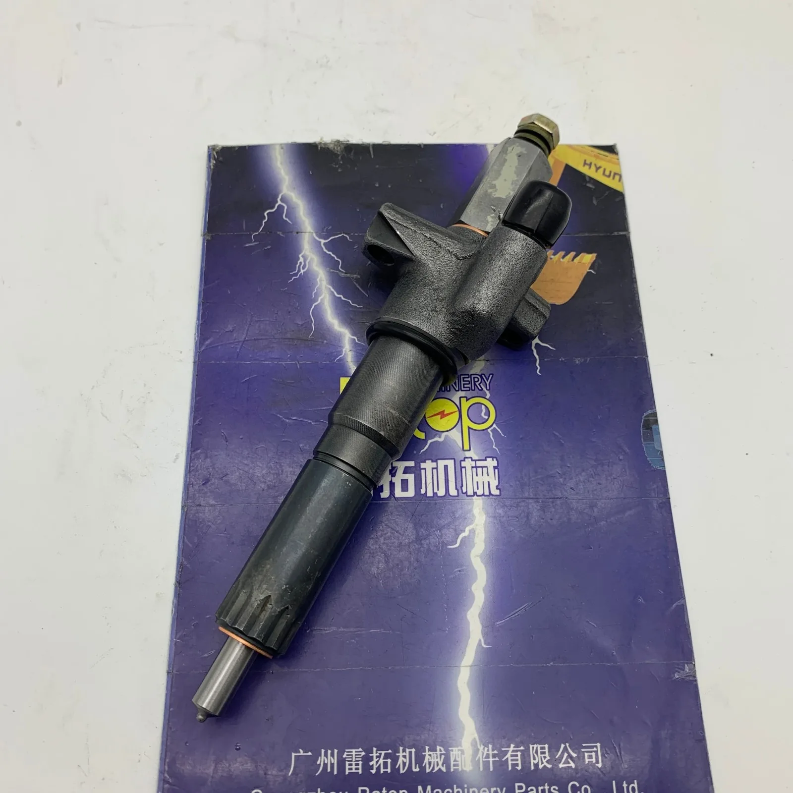 

9430613825 Nozzle ME440089 Fuel Injector 105110-8122 for Kobelco SK450-6 SK480-6 HD2048 6D24 Excavator