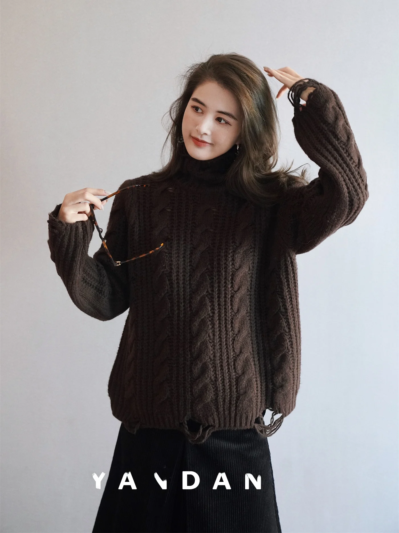 

YANDAN Свитер женский в скандинавском ретро-стиле, вязаный из шерсти, с высоким воротником, свободный, мягкий, комфортный, теплый, дышащий