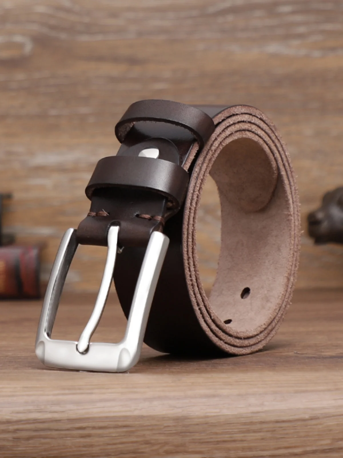 handmade-men's-belt-stainl-steel-bule-top-layer-pure-cowhide-needle-bule-faionable-youth-jeans-belt-allergy-free