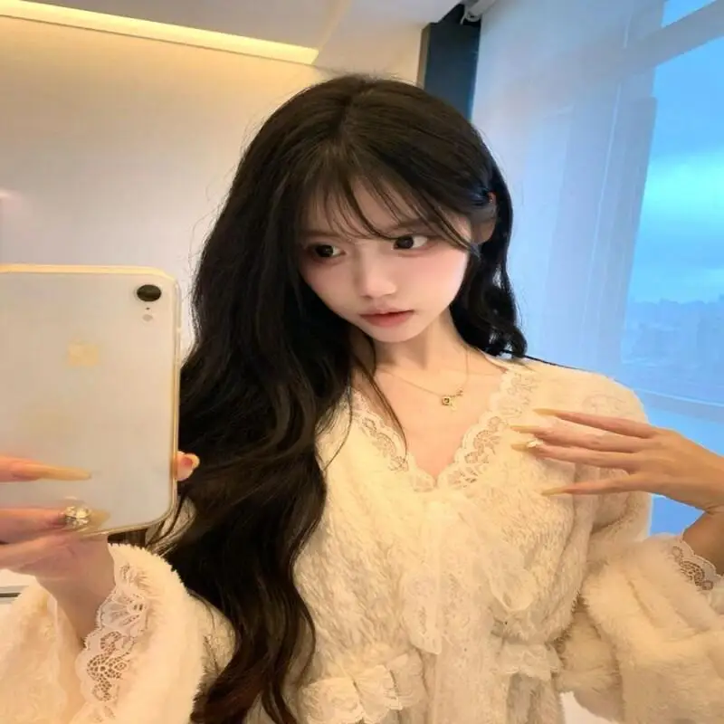 Nowy styl 2025 z grubym aksamitem i długimi rękawami, modna odzież domowa, jesienno-zimowa piżama z polaru koralowego dla kobiet, komplety.