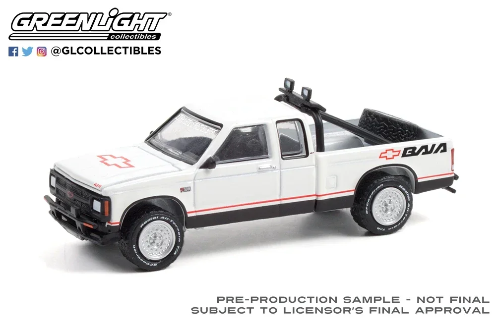 1: 64 1991 Chevrolet S-10 Baja Extended Taxi Collection of car models