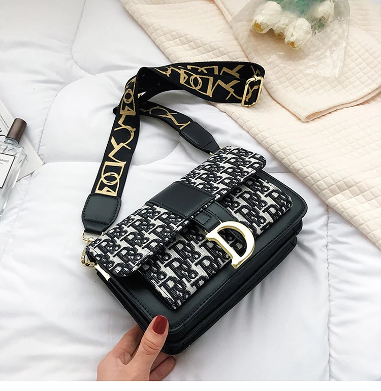 

Luxurious Designer Clutch Bag - Trendy Crossbody Purse for Women, High-End Solid Color Leather Tote with Vintage Letter Logo