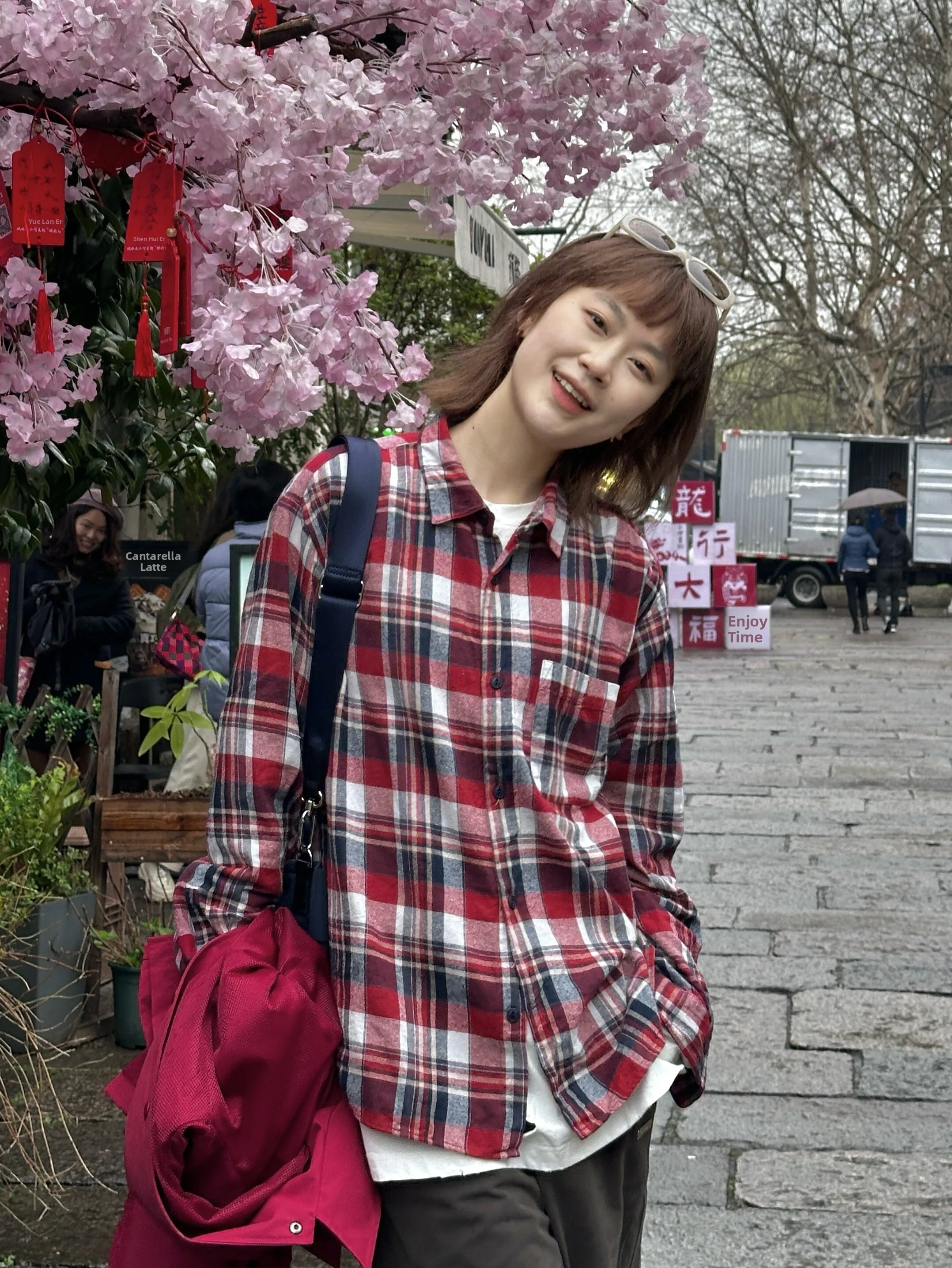 

Cold Gold Plaid Cotton irt Inner Wear Red id Loose Fit Long Sve Collar mid Length Button Detail Brued Fini