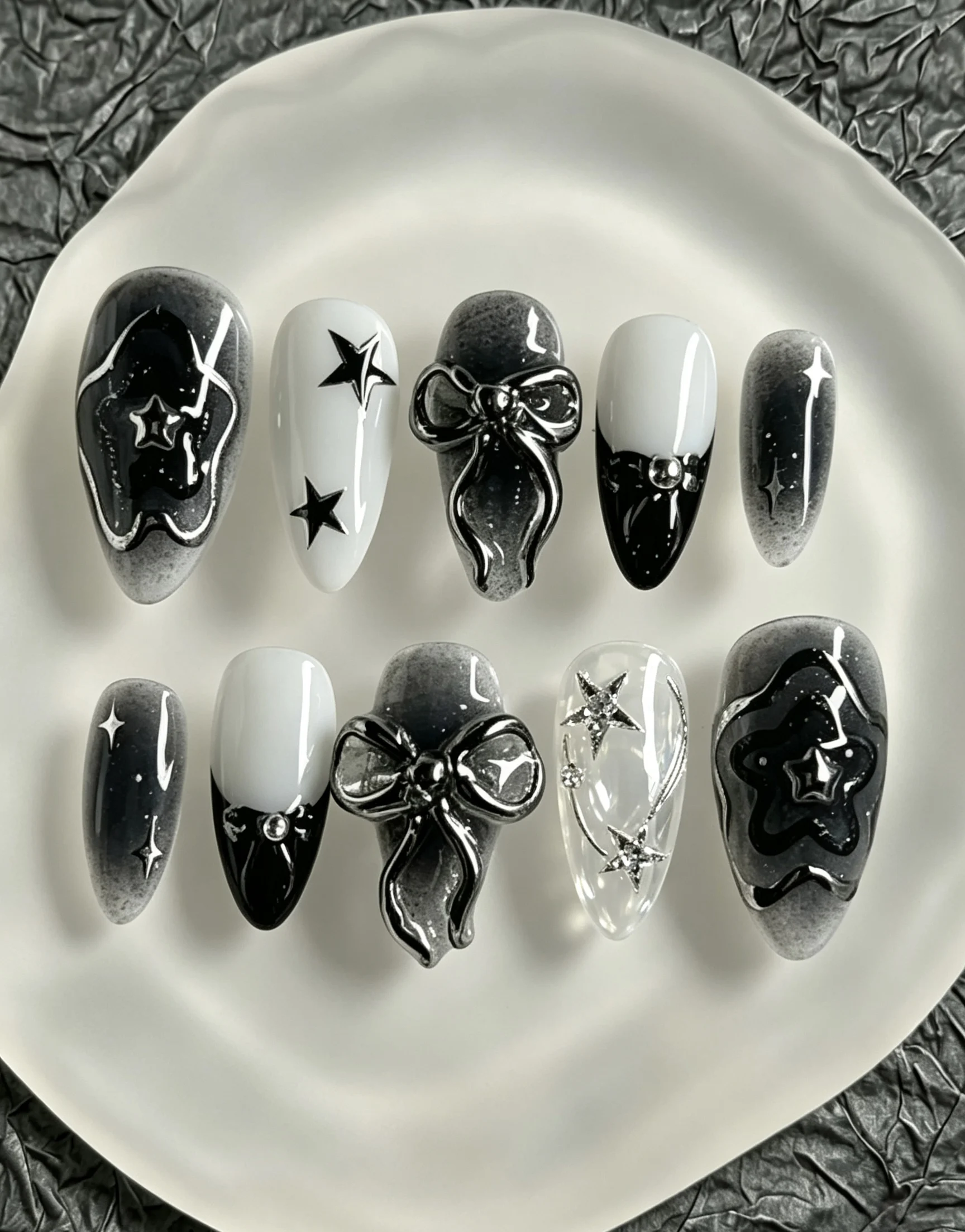 Nail Art Glitter - 10-Piece Set of Black and Silver