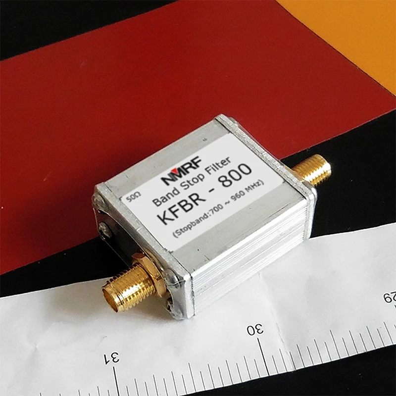 Perangkap Filter Band-stop 700 ~ 960MHz Menghilangkan Gangguan dari Komunikasi Nirkabel Sinyal 800 900M dengan Konektor SMA-F