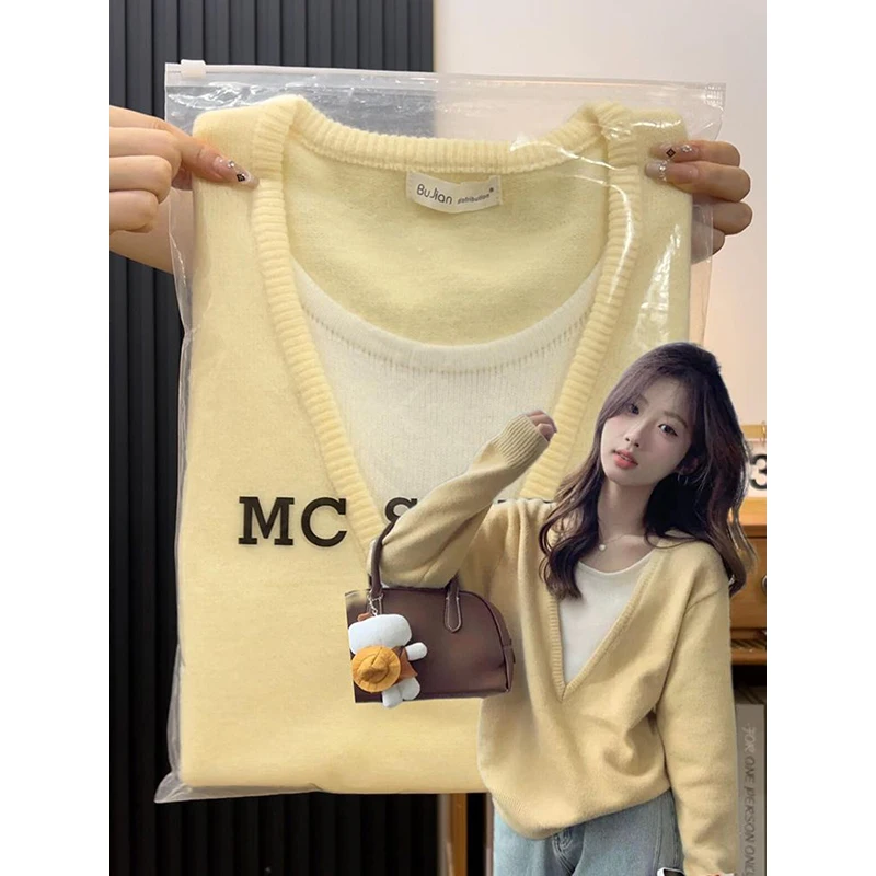 

Желтый двухсекционный длинный вязаный свитер V-Ne с v-образным вырезом, ранняя осень, женский топ 2024, новый холодный тон, высококачественный ощущение