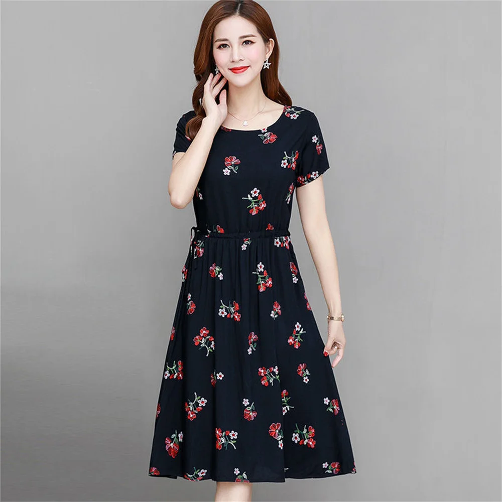 

Spring summer new 2024 fashion women's floral dress in the elderly mother dress loose slimming mm age reduction skirt