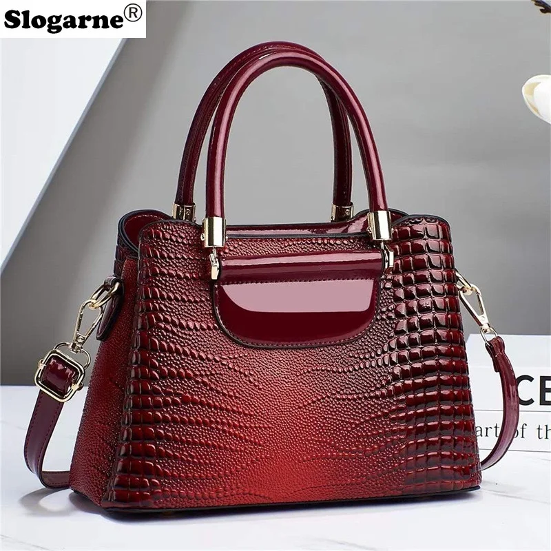 

Fashion Crocodile Pattern Shoulder Bag Women New High Capacity Crossbody Bag Luxury Brand Designer Handbags Commuting Tote Bag