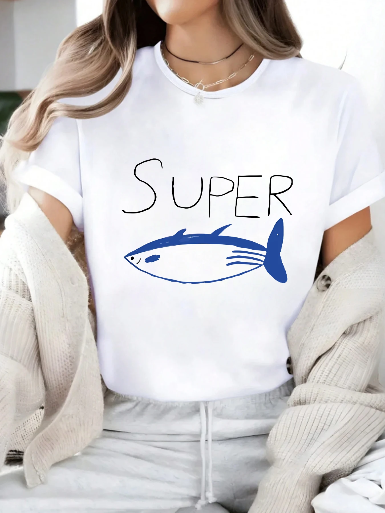 

Fish Plus size women's round neck short sleeve T-shirt with elastic half sleeves and trendy prints
